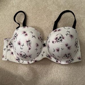 Lightly Worn 42DD Torrid Strapless Push Up Bra